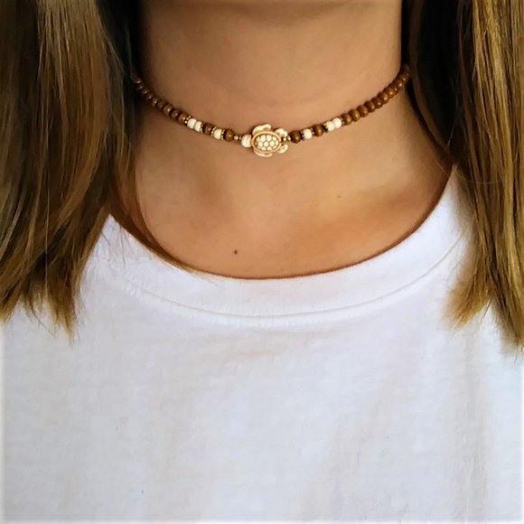 New White Howlite Sea Turtle Choker Necklace - Picture 4 of 5